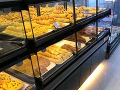 面包甜点陈列柜-丽莎蓓甜CAKE生日蛋糕·动物奶油(石家庄店)