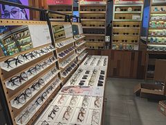 -LOOK眼镜(宝山万达店)