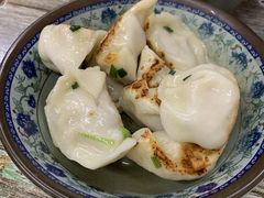 -无名氏宵夜小摊(祝家三姐妹馄饨店)