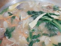 -昭通天麻竹荪火腿鸡(严家地店)