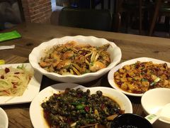 -朋友圈概念餐厅(象山万达广场店)