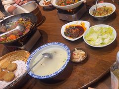 -富正毅三下锅(体育馆店)