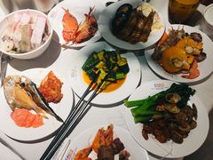 -领鲜活海鲜榴莲自助火锅(东门店)