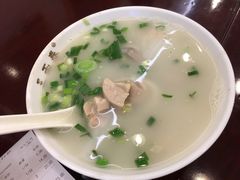 本帮肚肺汤-三两春(浦三路店)