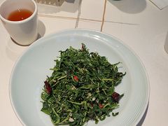 -阿瓦山寨·湘菜现炒·剁椒鱼头王(咸阳总店)