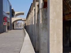 -龙美术馆西岸馆-停车场