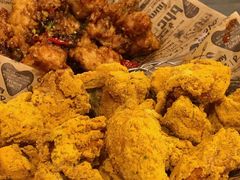 -BHC炸鸡(明洞总店)
