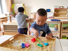 -乐融婴幼儿成长中心(四季青校区)