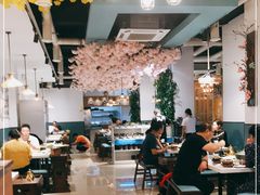 -贵府酸汤牛肉火锅·贵州老字号(飞山街店)