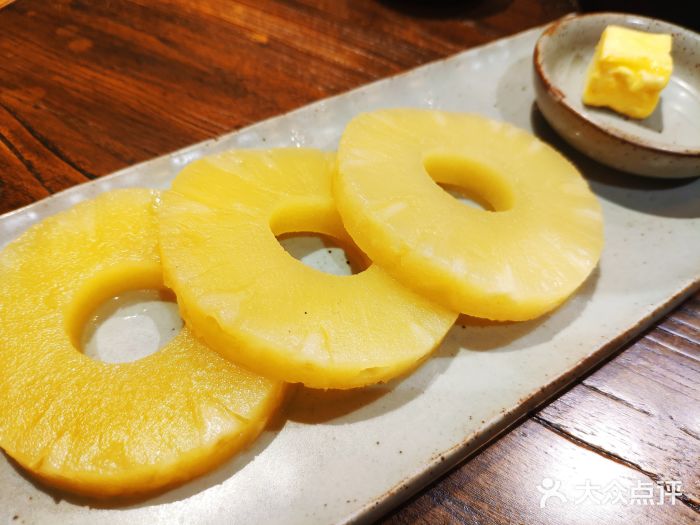 巷林烤肉(汉街店)黄油烤菠萝图片