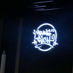 -YOUNGRICH街舞工作室