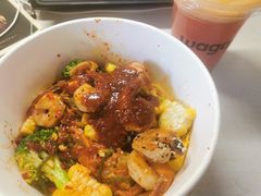 煎大虾海藻面沙拉-Wagas沃歌斯(枫蓝国际店)