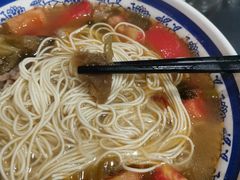 -鸿兴面馆馄饨小笼(稻香店)
