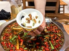 -乡土特色.冷锅鱼.牦牛肉汤锅