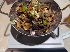 -洈水谣 · 地道荆州松滋菜(菱角湖公园店)