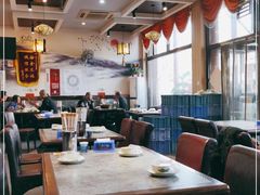 大堂-华盛园卷子王农家菜水库鱼