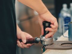 -缶乐FOLLOW咖啡