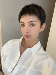 -十六番发型师事务所