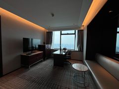 -上海龙之梦万丽酒店