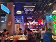 -卤校长重庆火锅(国兴店)
