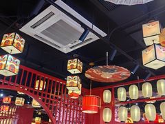 -三顾烤庐·烤鱼·烧烤·龙虾(奉贤店)