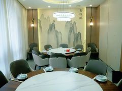 -鑫渔港海鲜本地菜·山海关浑锅(东戴河店)