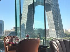 -福楼毕斯罗F Bistronome(国贸商城约会地标景观店)