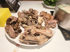 -英子补身汤(海兰路店)