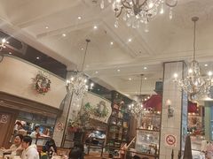 -玛格萝妮比萨屋(四平店)