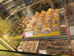 -85度C(生甜甜圈研究工坊·上海松江人民北路店)