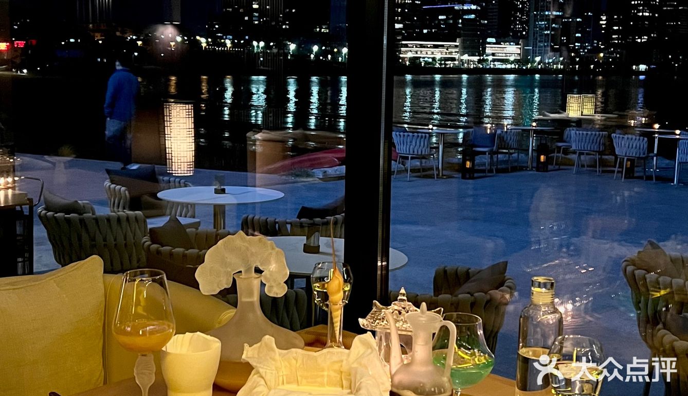 离海最近的中式新中式茶室，青岛“小曼哈顿” 