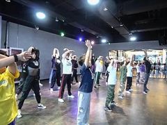 -零下舞度·街舞连锁机构(万科中心店)