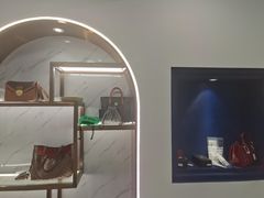 -聚云奢二手奢侈品黄金手表包包回收·中古店(上海店)