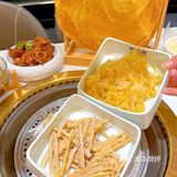 终于吃到好吃的铁锅炖了。。