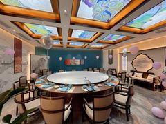 包厢-鹊华居·地道鲁菜·海鲜·融合味(大明湖店)