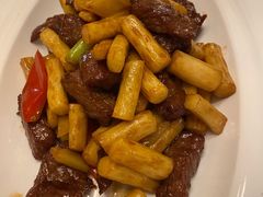 蒜香牛肉粒98-青岛海景花园大酒店·白果树餐厅青岛菜
