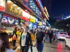 -八一路好吃街(雨田商务大厦店)