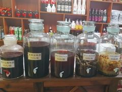 -果松木炭酸菜铜火锅·外婆参鸡汤