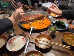 -萍姐火锅·公路夜市(武汉首店)