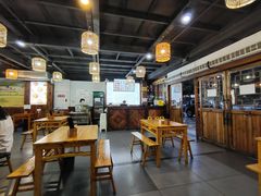 大堂-饭饱香土碗菜(新科店)