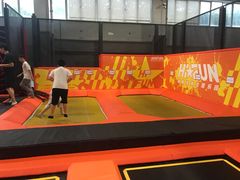 -嗨翻Hi-Fun竞技主题乐园·蹦床亲子生日轰趴(国光1937店)