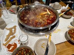 -肖肖酸萝卜鱼火锅(总店)