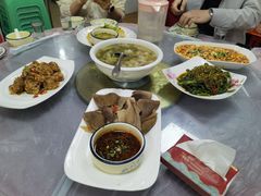 -洪霞餐馆