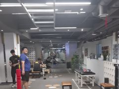 -超鹿运动(达信大厦店)