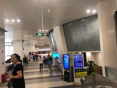 -冰纷万象滑冰场(深圳万象城店)