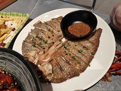 -肥肥虾庄·金牌油焖大虾(杨园滨江时代walk店)