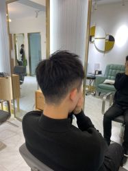 -发饰美男士增发补发假发定制店