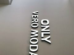 -ONLY(花乡奥特莱斯店)