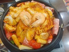 -贵宾庄炸酱面·韩式料理(高区店)