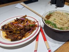 -老王四季抻面(南六东路店)